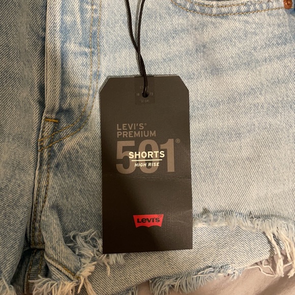 501 Levi’s shorts - Picture 3 of 5